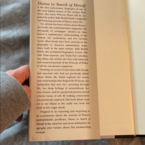 🔥3/$10 Diana in Search of Herself;Sally B Smith - Picture 4 of 5
